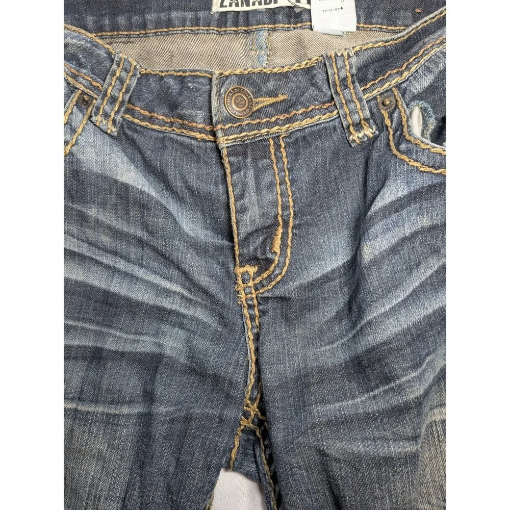 Zanadi Women's Distressed Acid‎ Wash Jeans Size 11